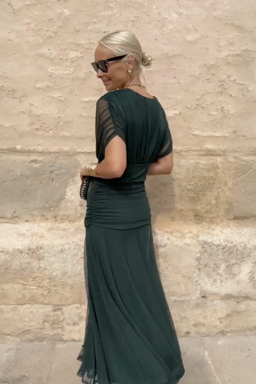 Mela | Elegant V-Neck Maxi
