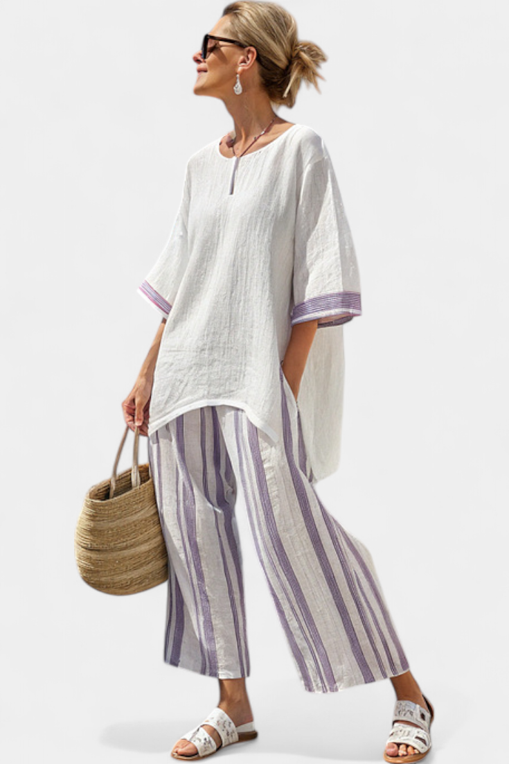 Allegra – Comfortable blouse and striped pants